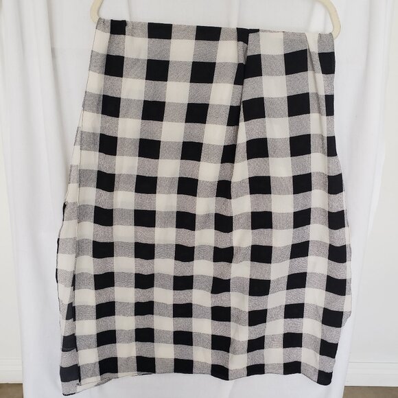 Accessories - Woman Black and White Checkered Lightweight Scarf One Size